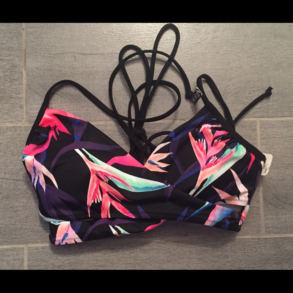 NWT Victoria’s Secret Pink Tropical Bikini Top M
